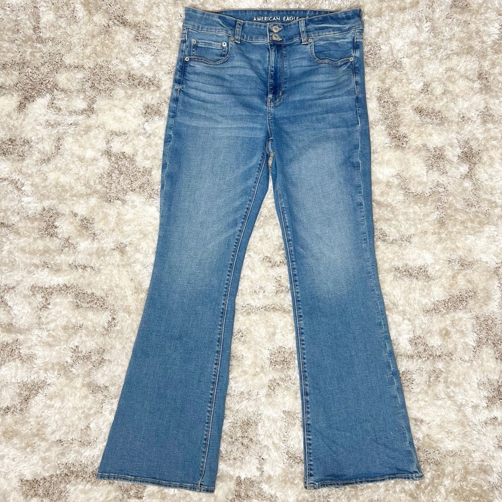 AEO High Tise Artist Flare Jeans 14